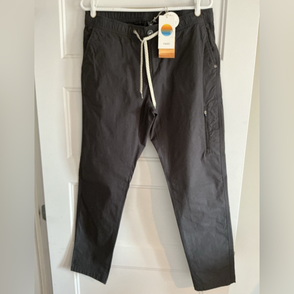 Vuori Women's Straight Leg Pants in Black with Cream Drawstring - Picture 5 of 6